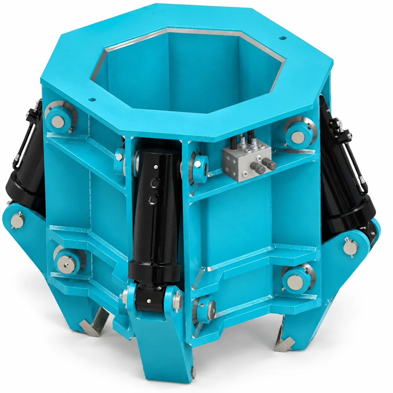 Cyan Quad XL-type four-jaw pile cropper product visualisation on white